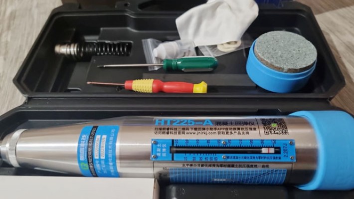 Hammer Test